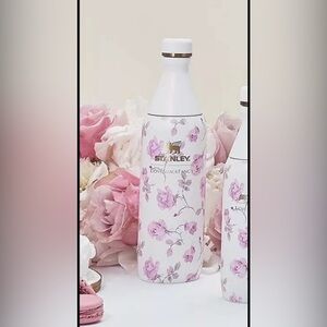 Stanley X LoveShackFancy All Day Slim 20 Oz Ribbon Rosa *NEW* Never Opened